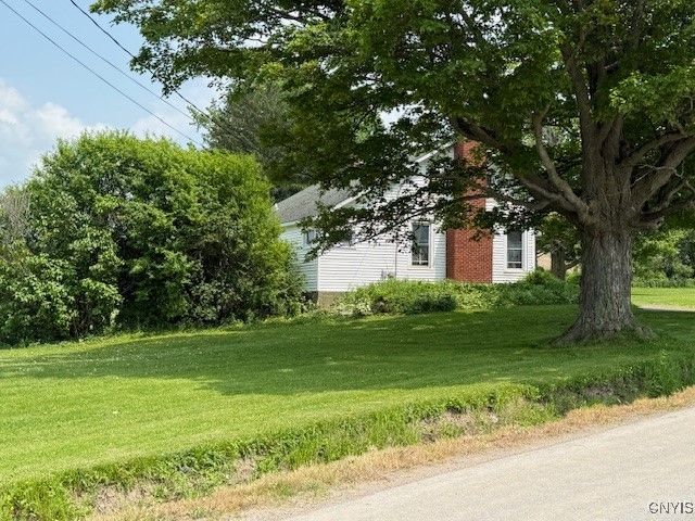 4634 Roberts Road, Fenner, NY 13035