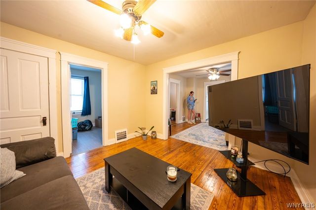47 La Force Place, Buffalo, NY 14207
