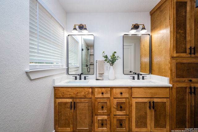 134 School, Poteet, TX 78065