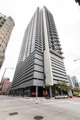 235 W Van Buren Street 2216, Chicago, IL 60607