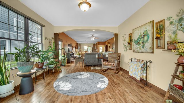 60 N Prairie Parkway, Valparaiso, IN 46385