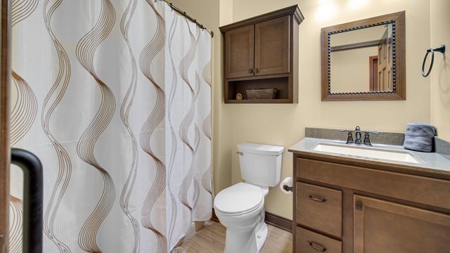 60 N Prairie Parkway, Valparaiso, IN 46385