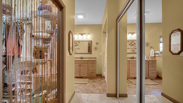 60 N Prairie Parkway, Valparaiso, IN 46385