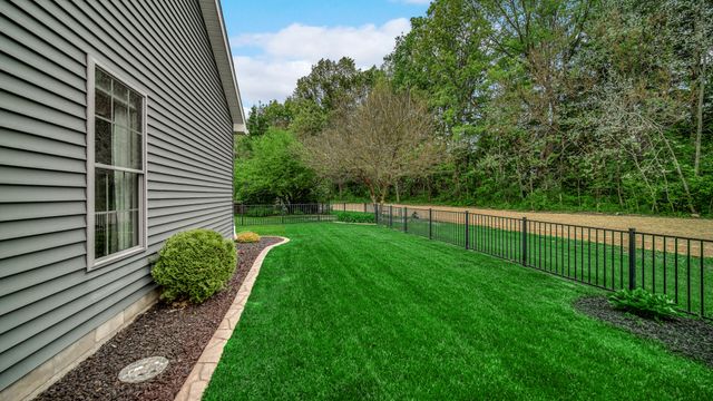 60 N Prairie Parkway, Valparaiso, IN 46385