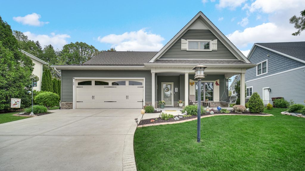 60 N Prairie Parkway, Valparaiso, IN 46385