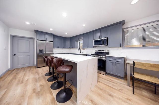560 Coleman, Los Angeles, CA 90042
