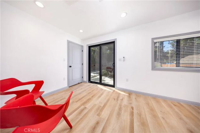 560 Coleman, Los Angeles, CA 90042