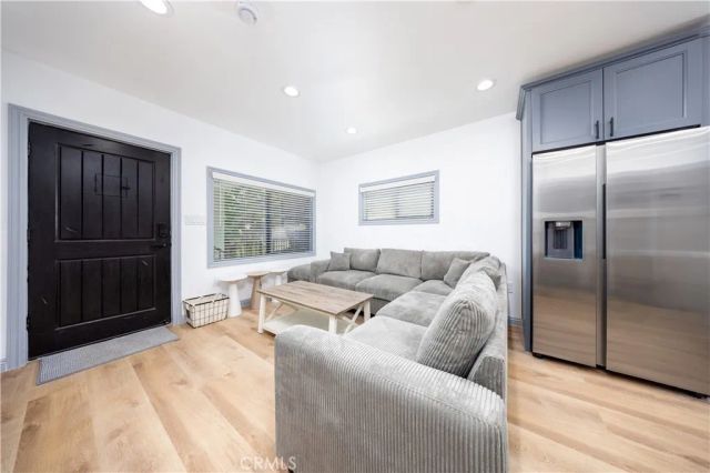 560 Coleman, Los Angeles, CA 90042
