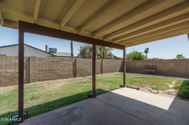 6122 W CAROL ANN Way, Glendale, AZ 85306