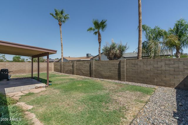 6122 W CAROL ANN Way, Glendale, AZ 85306