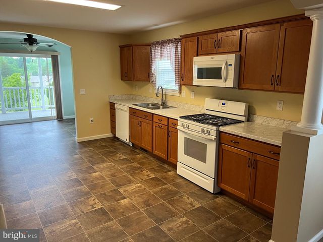 2 EGRET CT, Bechtelsville, PA 19505