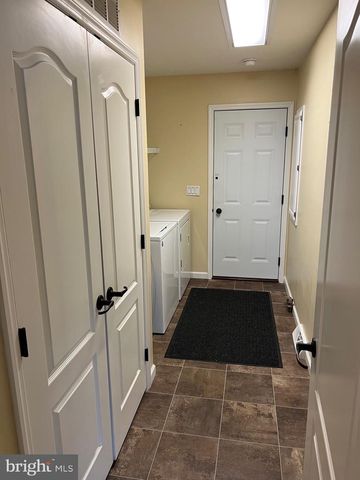 2 EGRET CT, Bechtelsville, PA 19505