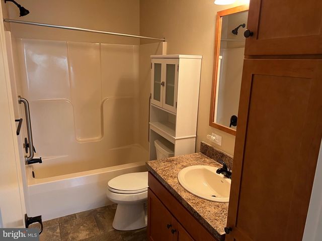2 EGRET CT, Bechtelsville, PA 19505