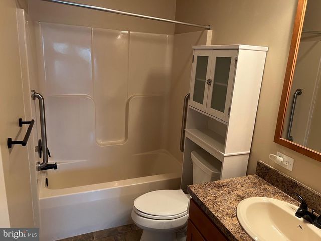 2 EGRET CT, Bechtelsville, PA 19505