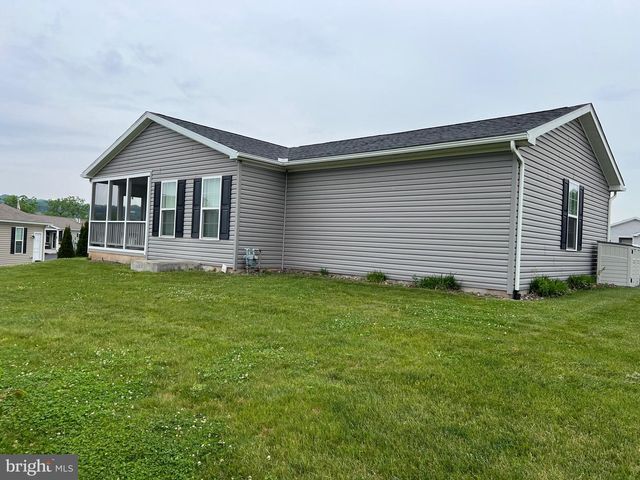 2 EGRET CT, Bechtelsville, PA 19505