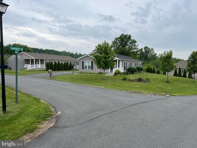 2 EGRET CT, Bechtelsville, PA 19505