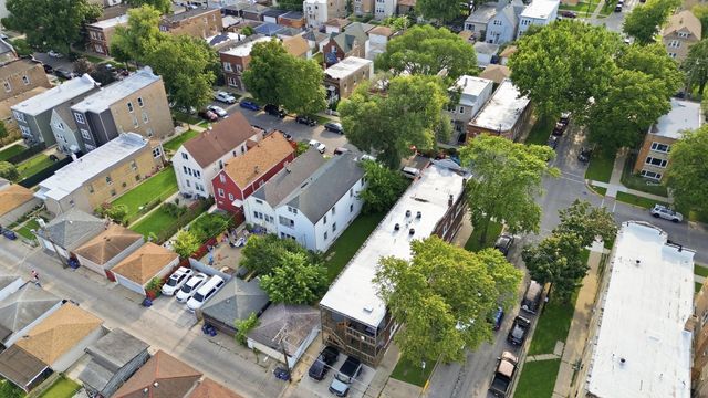 1303 S 51st Avenue, Cicero, IL 60804