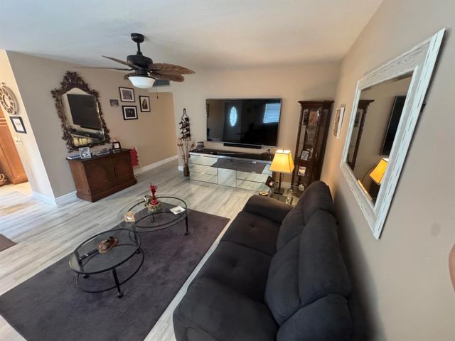 477 Brittany J 477, Delray Beach, FL 33446