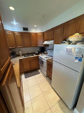 477 Brittany J 477, Delray Beach, FL 33446