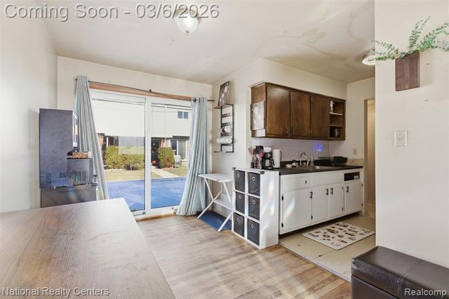 8095 Coventry Street, Westland, MI 48185