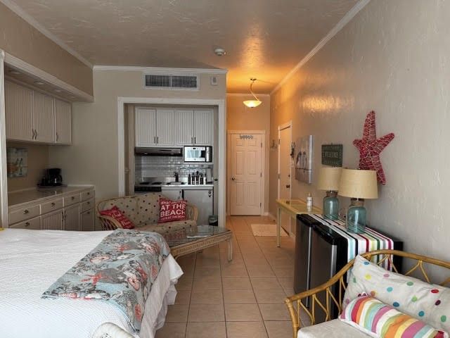 15002 WINDWARD Dr 104B, Corpus Christi, TX 78418