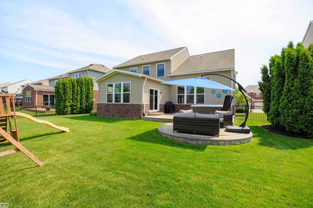 49223 Gaviota Lane, Macomb Twp, MI 48044