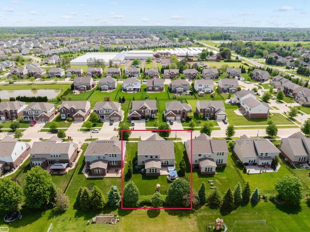 49223 Gaviota Lane, Macomb Twp, MI 48044