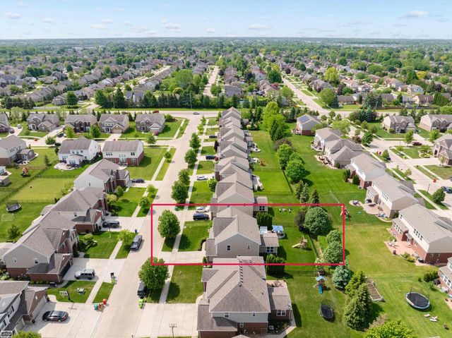 49223 Gaviota Lane, Macomb Twp, MI 48044