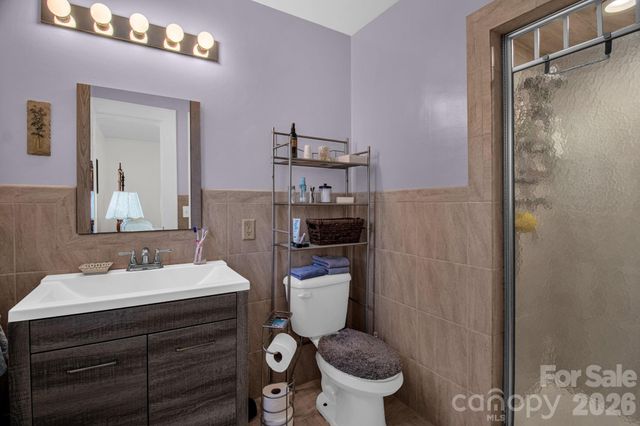 305 Hilltop Drive, Lexington, NC 27292