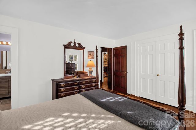 305 Hilltop Drive, Lexington, NC 27292