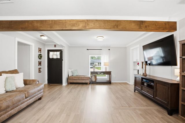 7603 Vernwood Street, Houston, TX 77040