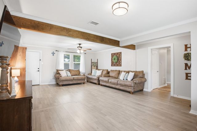7603 Vernwood Street, Houston, TX 77040