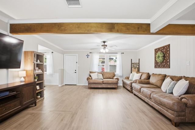7603 Vernwood Street, Houston, TX 77040