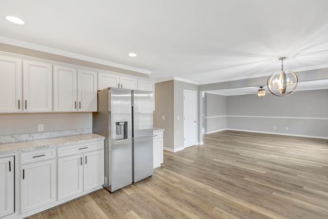 304 Deep River Road, Summerville, SC 29486