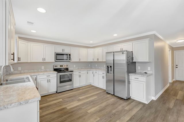 304 Deep River Road, Summerville, SC 29486