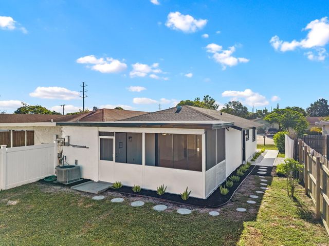 5937 CARIBBEAN Boulevard, West Palm Beach, FL 33407