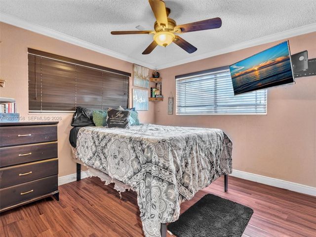 4301 NW 185th St, Miami Gardens, FL 33055