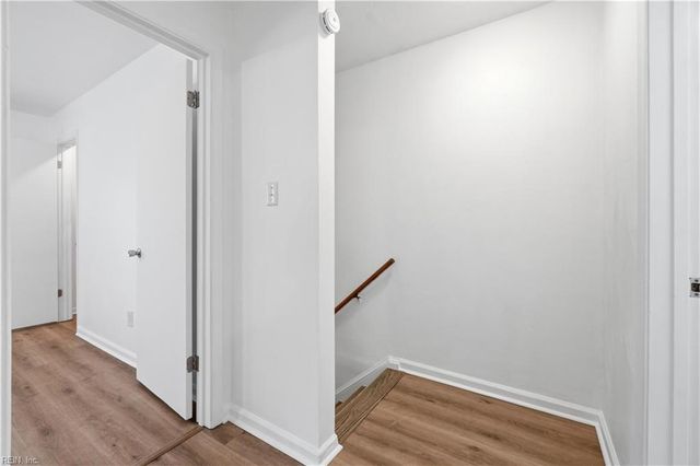9554 Lakeside DR, Norfolk, VA 23503