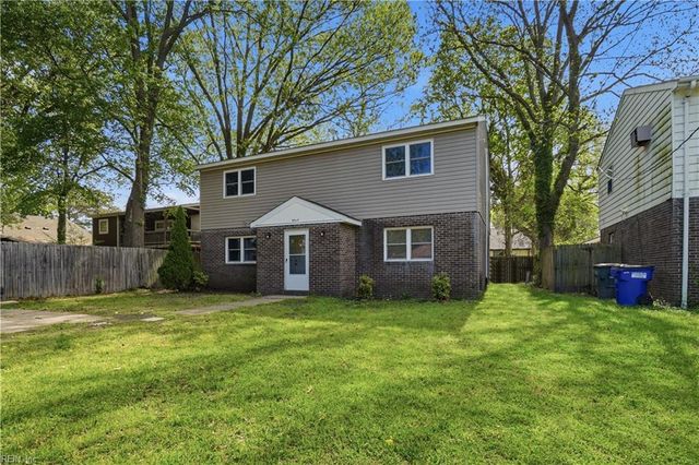 9554 Lakeside DR, Norfolk, VA 23503