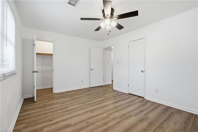 9554 Lakeside DR, Norfolk, VA 23503