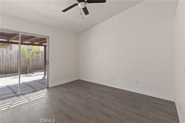 1529 Apple Creek, Perris, CA 92571