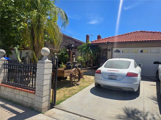 1529 Apple Creek, Perris, CA 92571