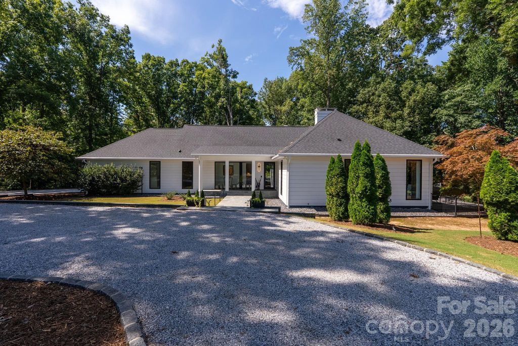 159 Silver Fox Lane, Tryon, NC 28782