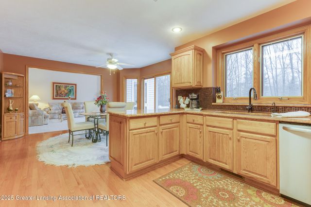 6125 Brooks Landing, Dimondale, MI 48821