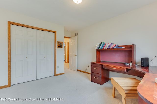 6125 Brooks Landing, Dimondale, MI 48821