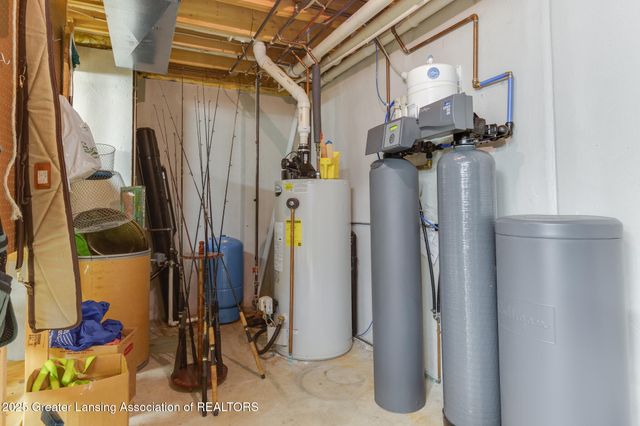 6125 Brooks Landing, Dimondale, MI 48821