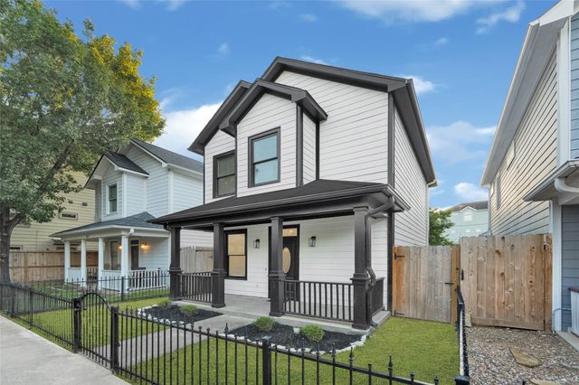 919 W 25th Street A, Houston, TX 77008