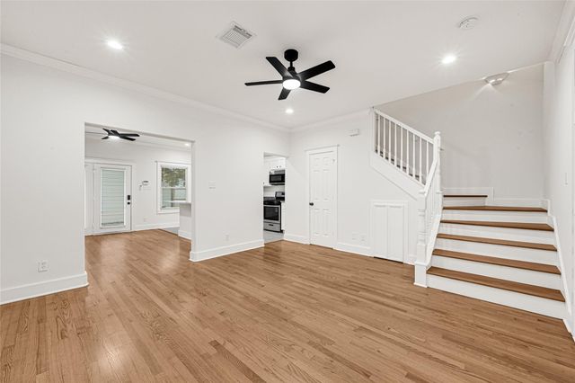 919 W 25th Street A, Houston, TX 77008
