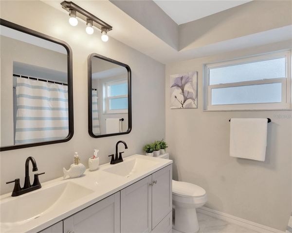 1414 GULF ROAD, Tarpon Springs, FL 34689