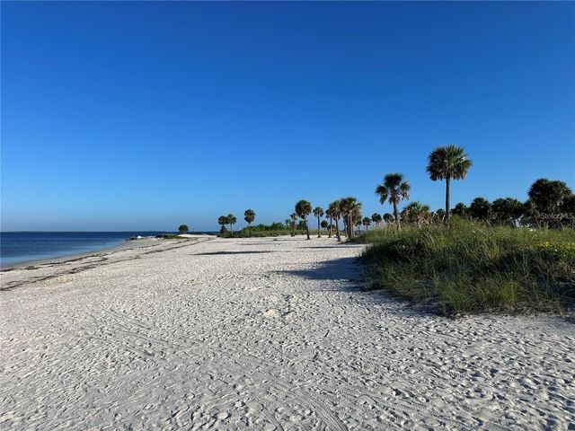 1414 GULF ROAD, Tarpon Springs, FL 34689